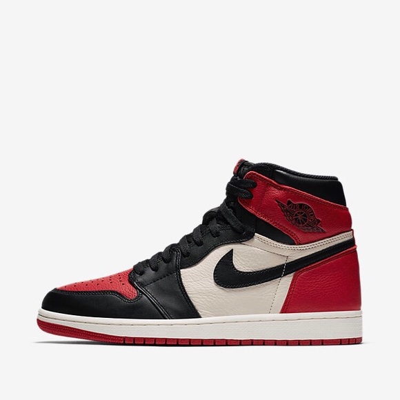 Retro Air Jordan 1’s Breds - Picture 3 of 7